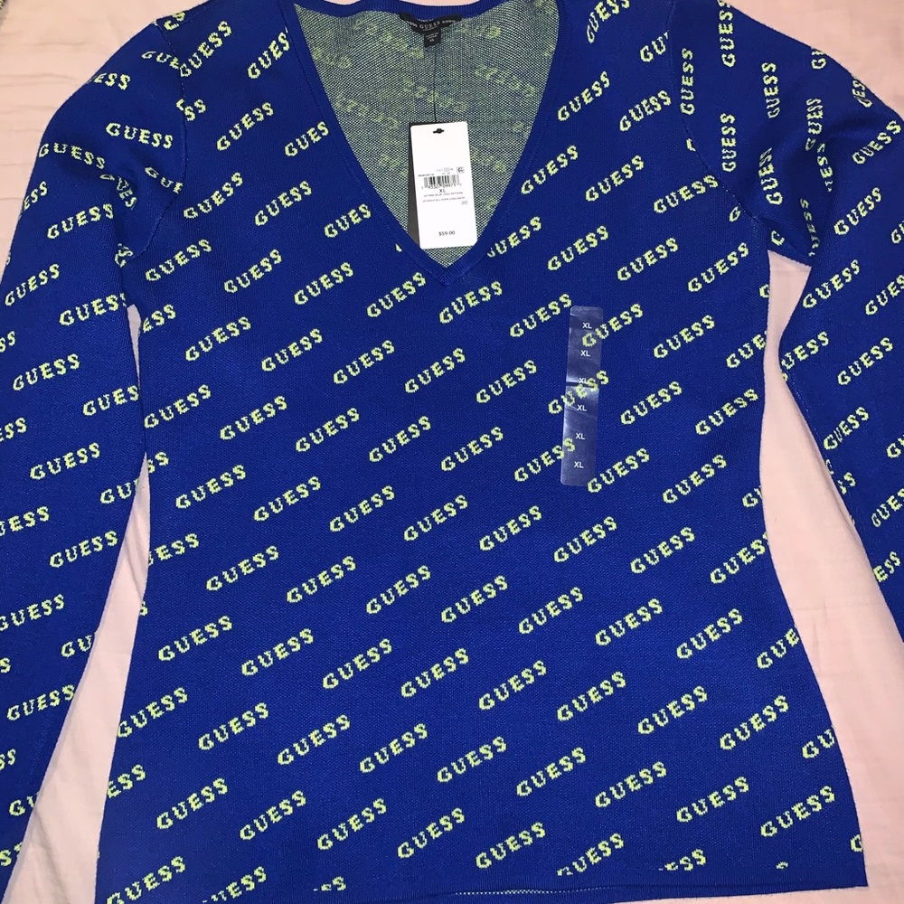 Guess Womens sweater